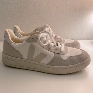 Veja Sneakers